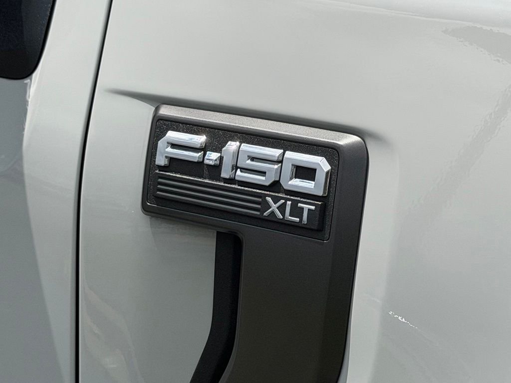 Used 2023 White Ford XLT image 10