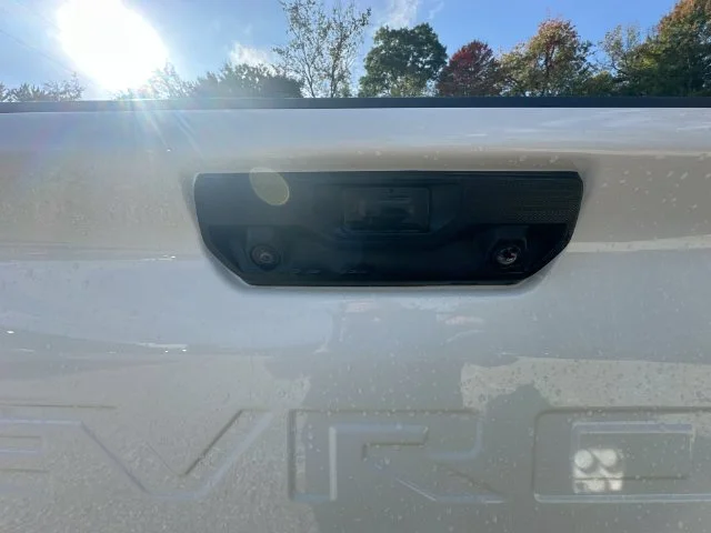 Used 2025 White Chevrolet LT image 46