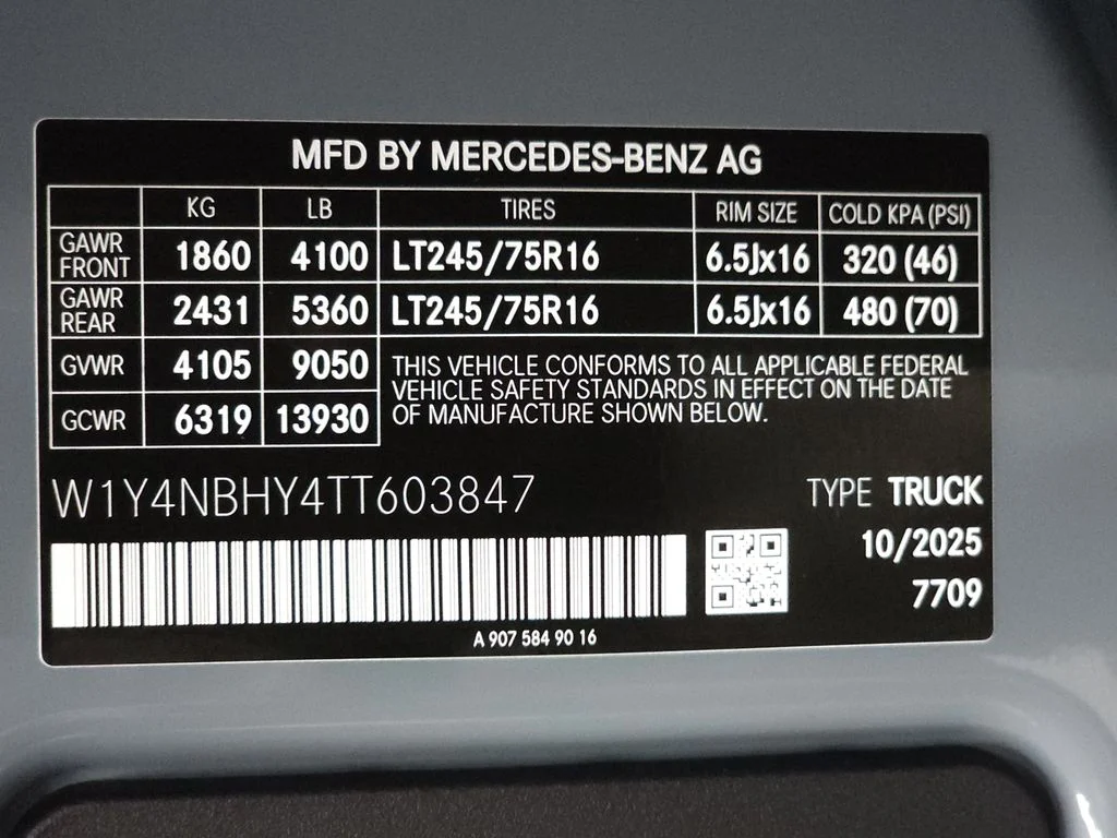 Used 2026  Mercedes-Benz Cargo 144 WB image 29
