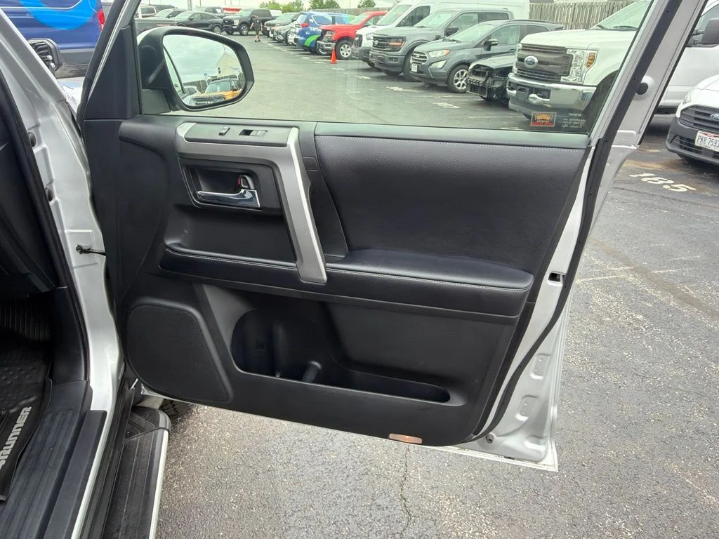Certified Used 2018 Classic Silver Metallic Toyota SR5 image 37