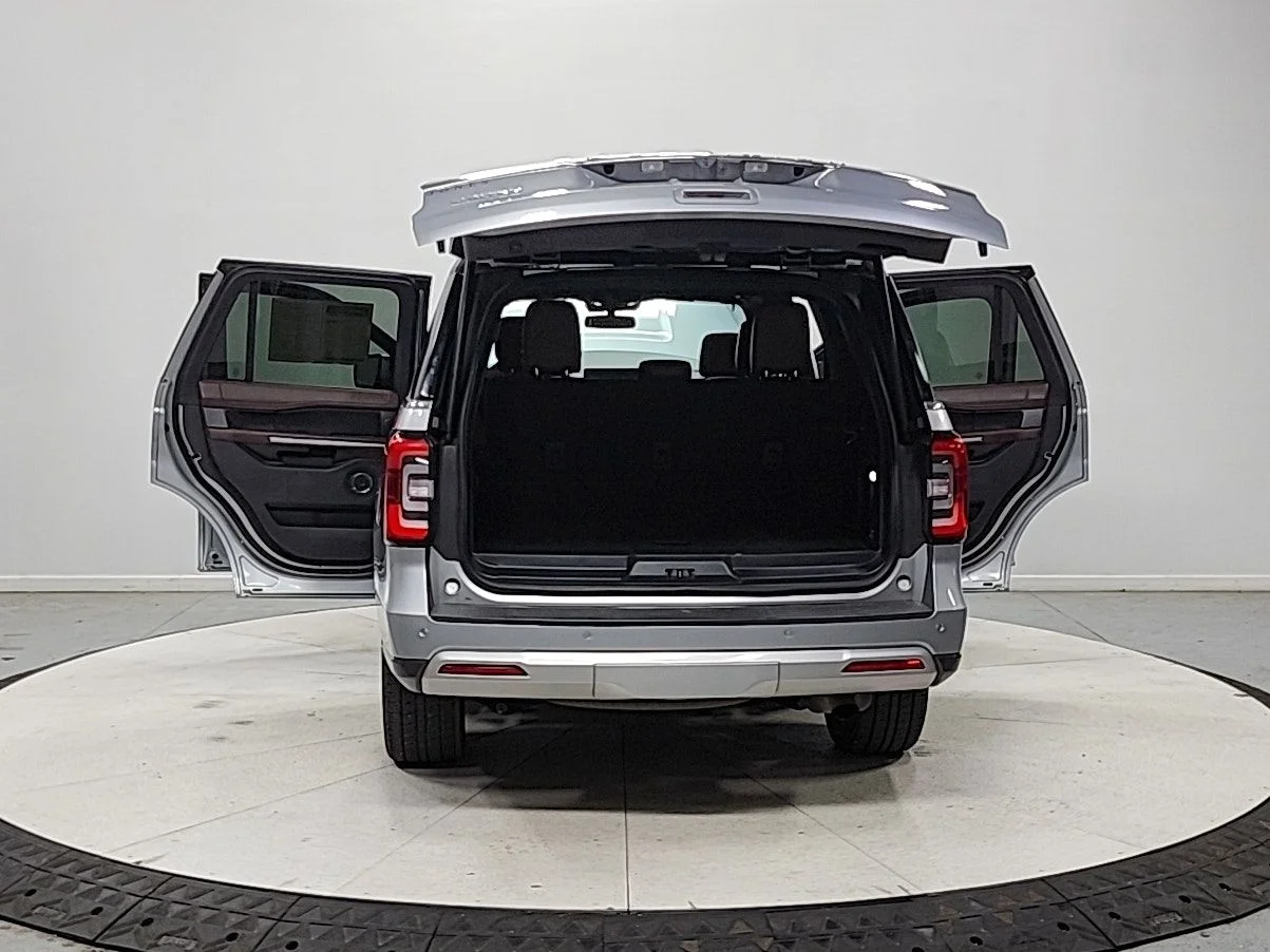 Used 2024 Silver Ford Limited image 15