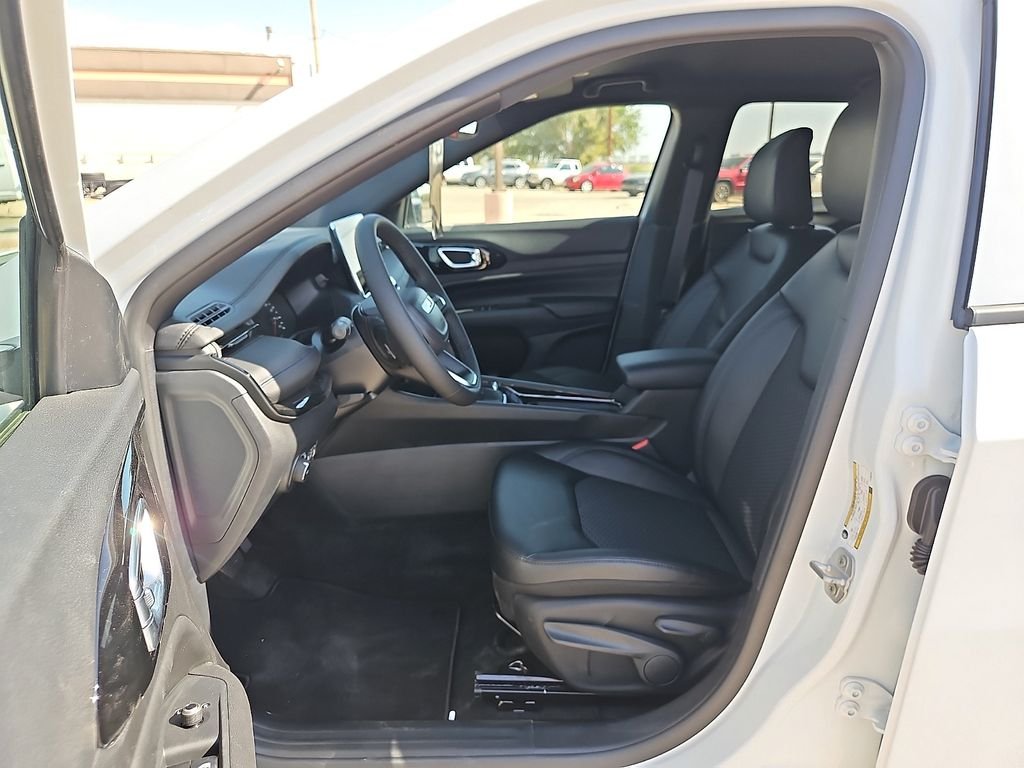 New 2026 Bright White Clearcoat Jeep  image 15