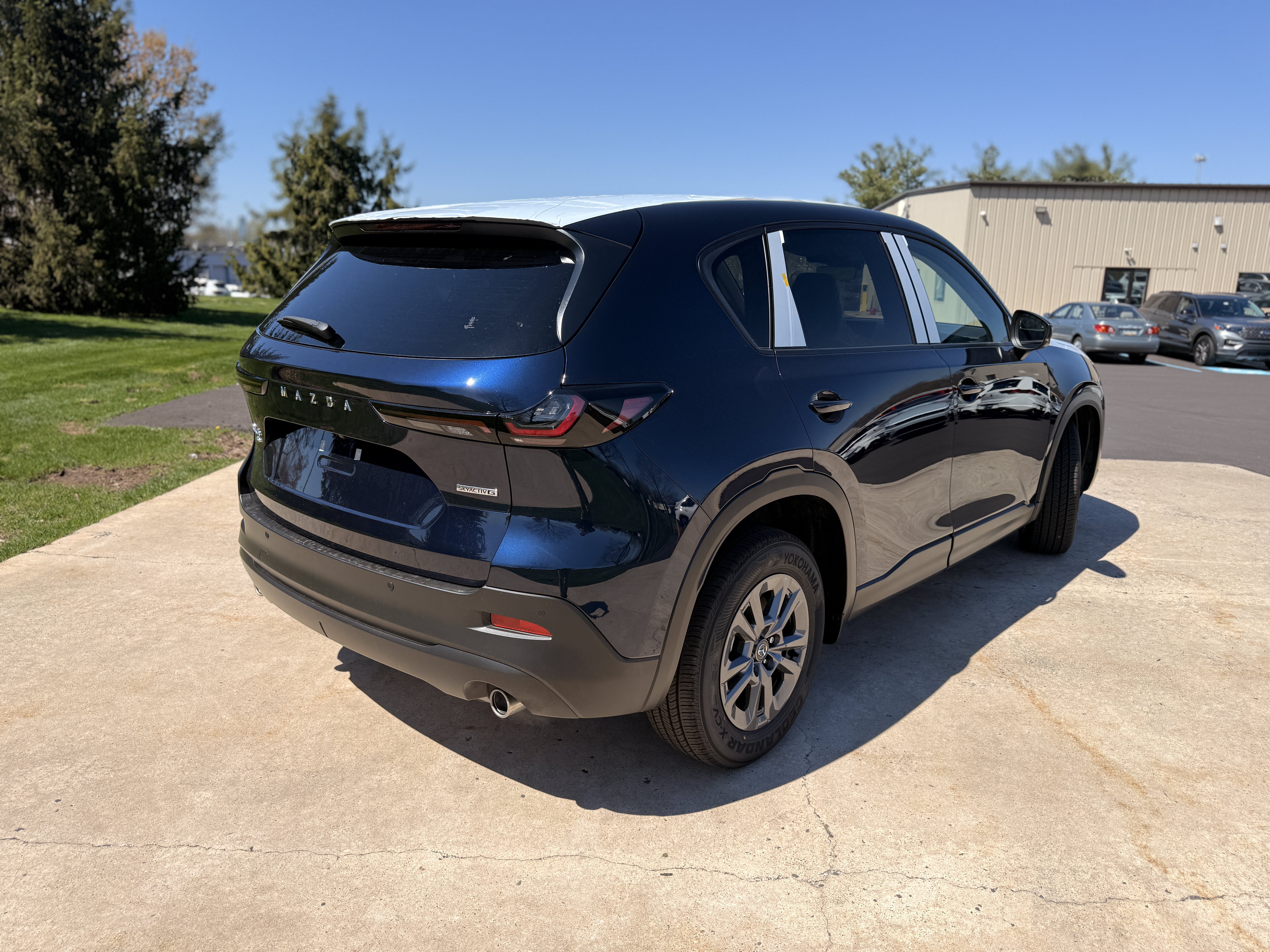 New 2026 Navy Blue Mica Mazda 2.5 S Select AWD image 11