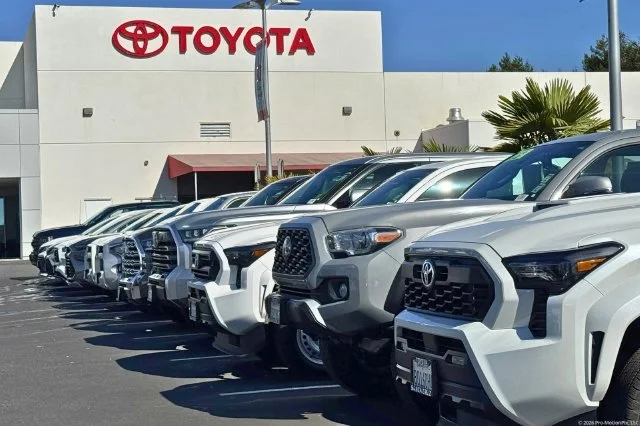 Certified Used 2025 White Toyota XLE image 7