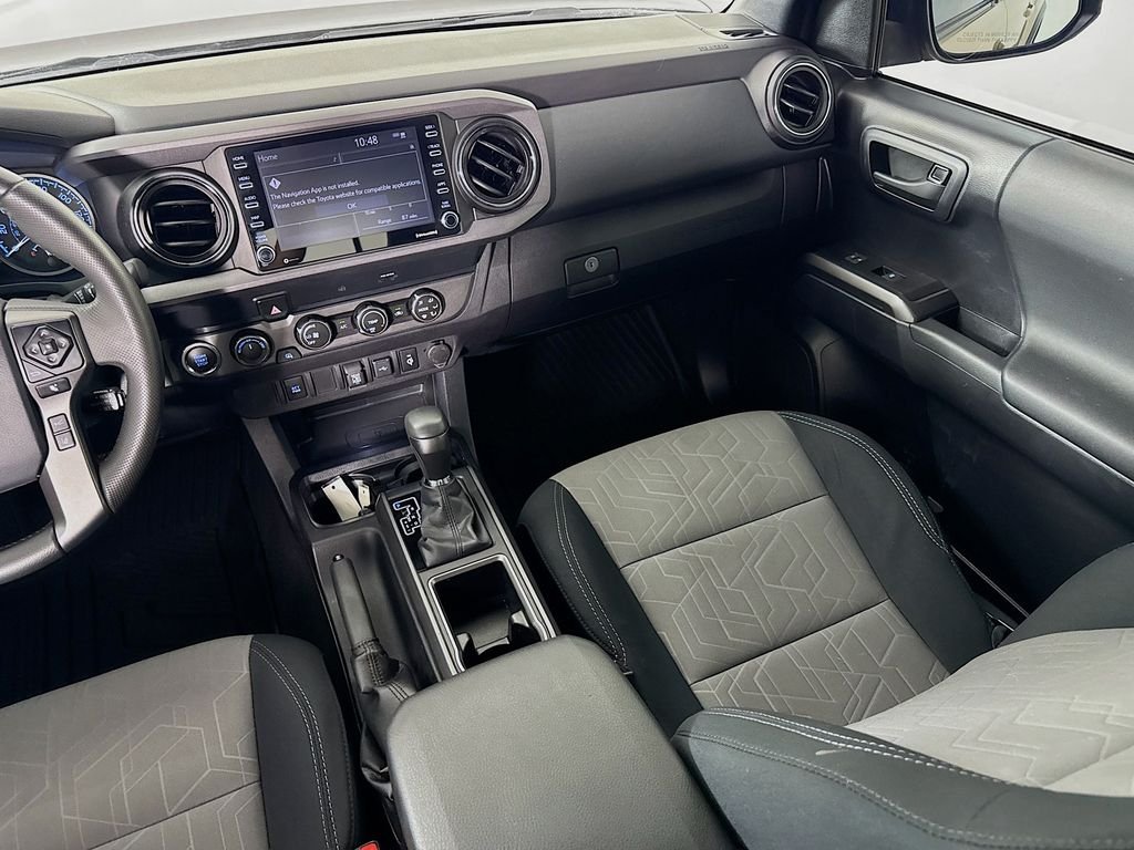 Used 2020 Quicksand Toyota TRD Off-Road image 27