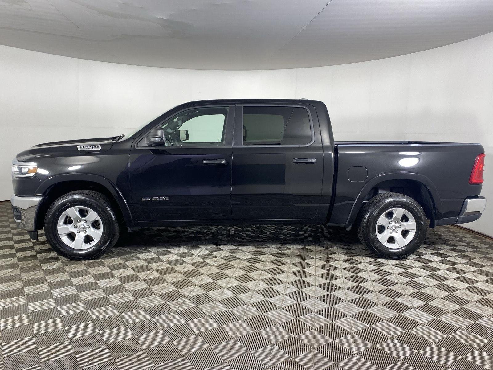 Used 2025 Diamond Black Ram Big Horn/Lone Star image 3
