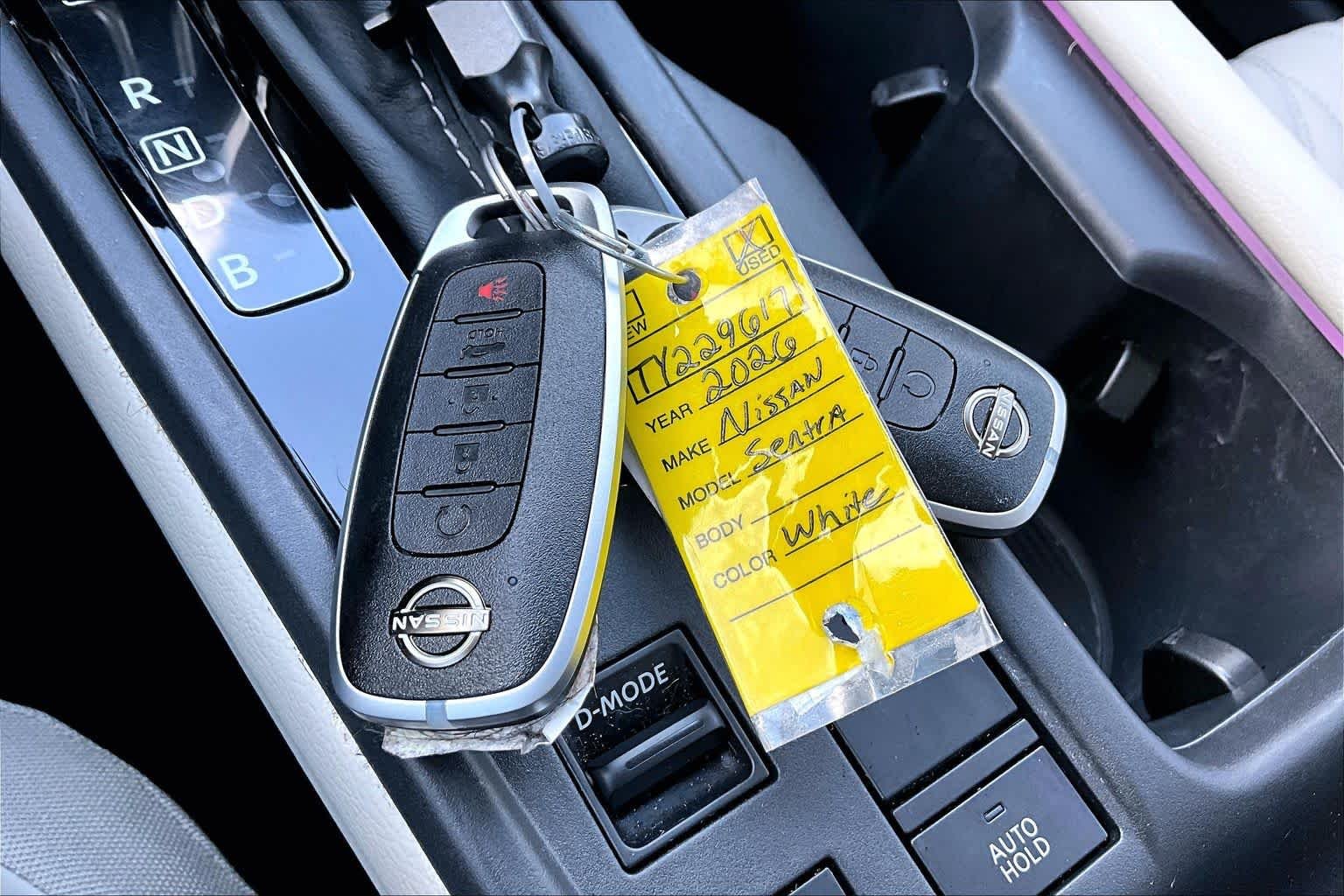 Used 2026 Aspen White Tricoat Nissan SL image 15