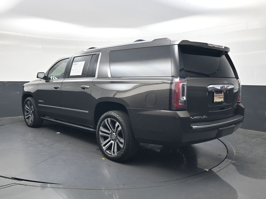 Used 2019 Gray GMC Denali image 7