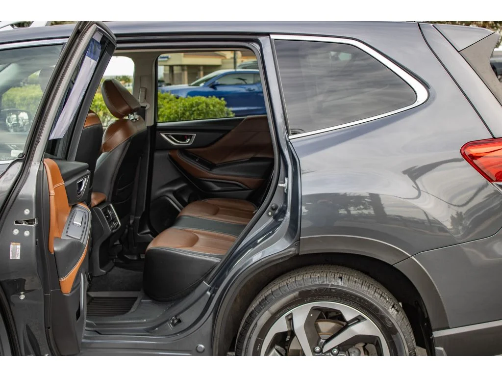 Used 2022 Magnetite Gray Metallic Subaru Touring image 15
