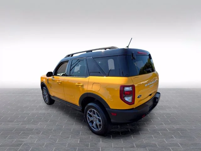 Used 2022 Orange Ford Badlands image 5