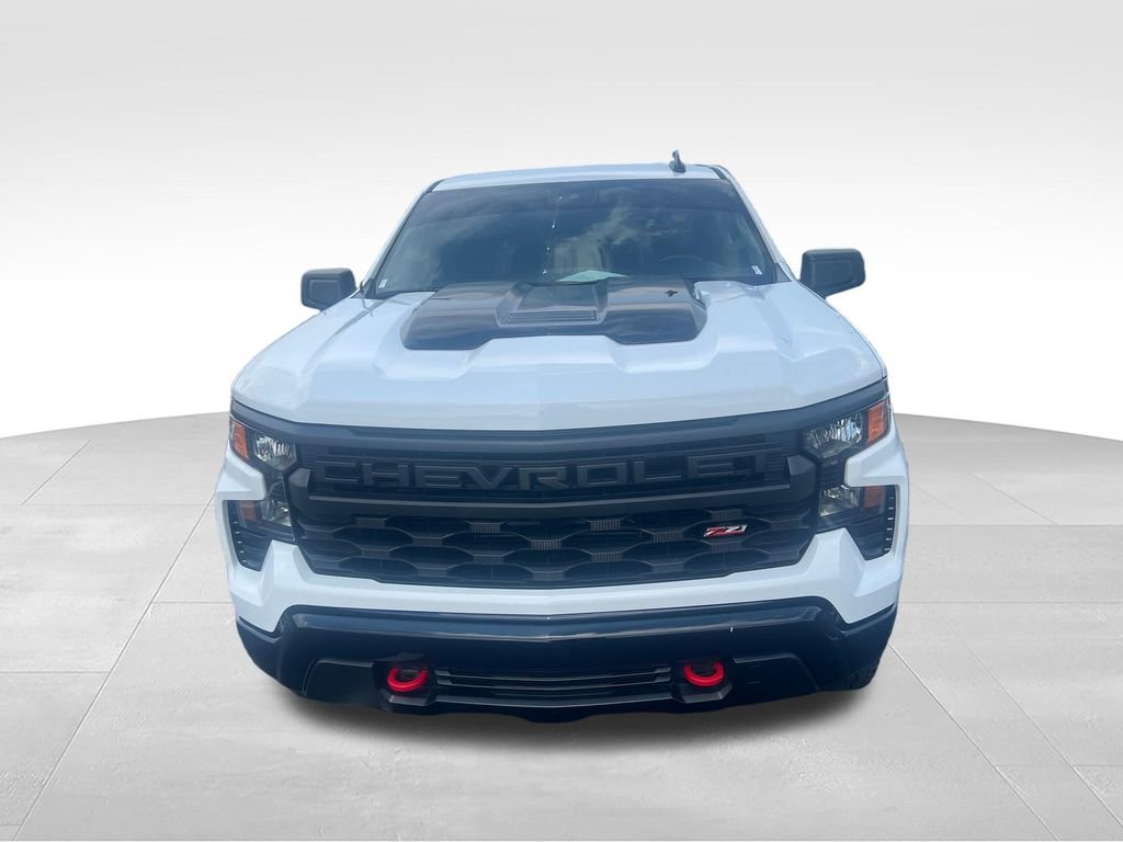 Used 2026 White Chevrolet Custom Trail Boss image 8