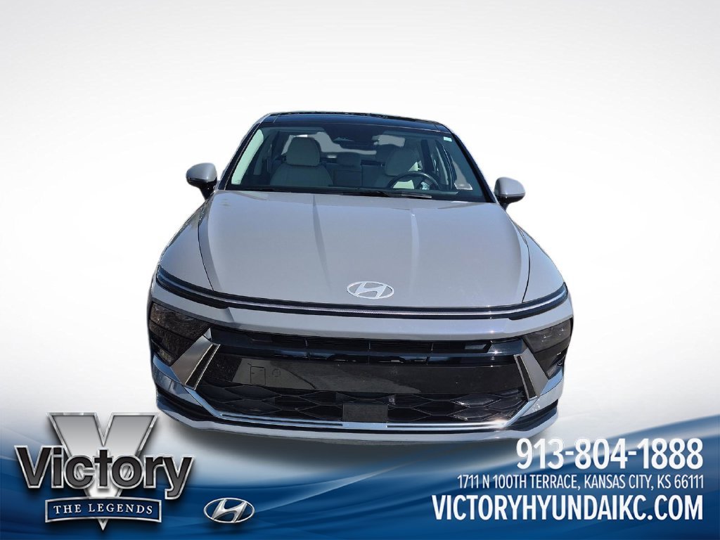 Certified Used 2024 Blue Hyundai SEL image 8