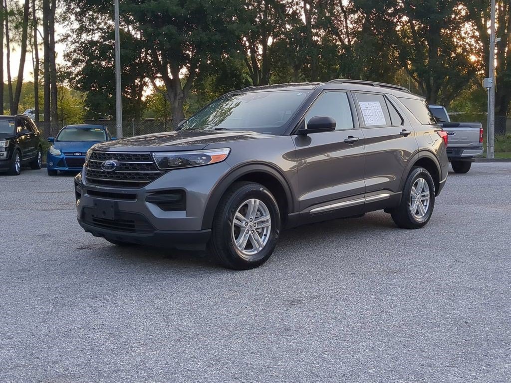 Used 2023 Carbonized Gray Metallic Ford XLT image 1