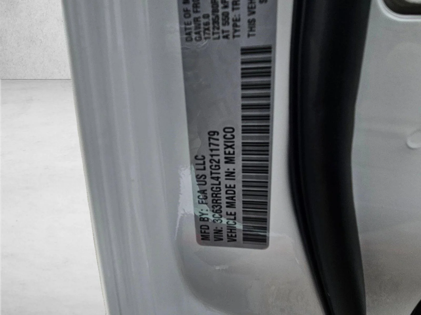 New 2026 Bright White Clear-Coat Exterior Paint RAM Tradesman image 16