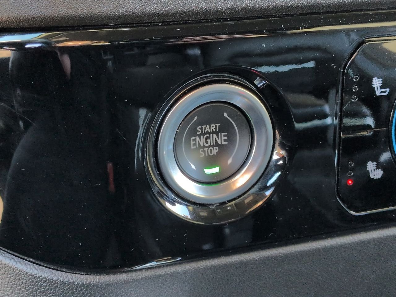 2022 Chevrolet Silverado 1500 RST - Photo 17