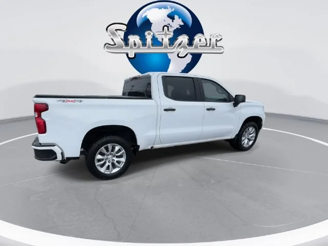 2022 Chevrolet Silverado 1500 Custom - Photo 10