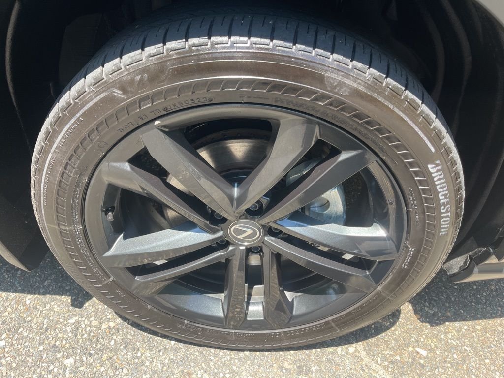 2024 Lexus NX PHEV 450h+ - Photo 14