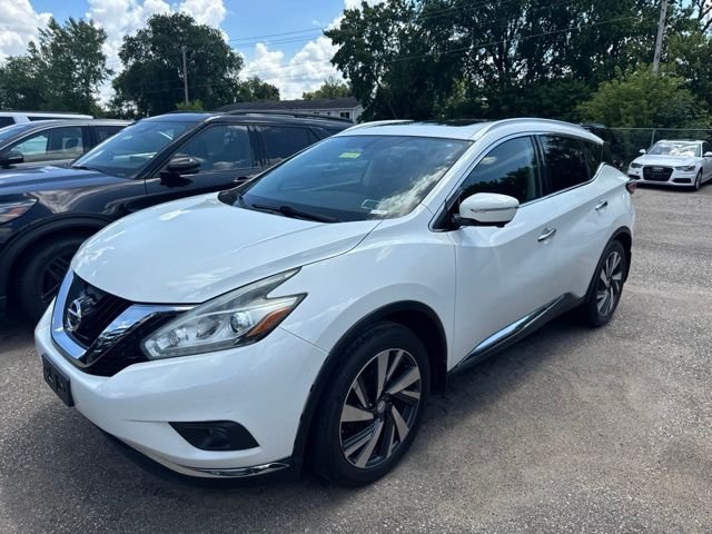 Used 2015 White Nissan Platinum image 2