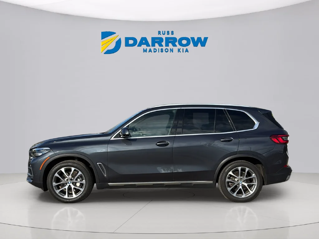 Used 2019 Arctic Gray Metallic BMW xDrive40i image 2