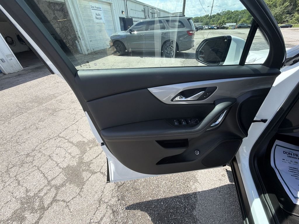 Used 2024 White Chevrolet LT image 13