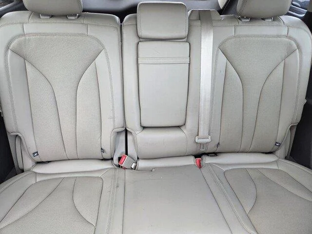Used 2023 Jewel Sandstone Metallic Premium Colorant Lincoln Reserve image 34