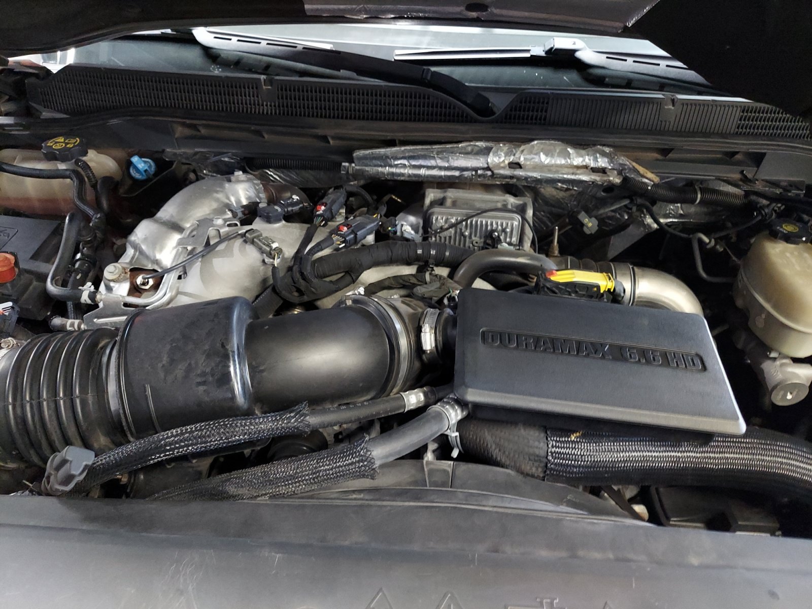 Used 2018 Dark Slate Metallic GMC Denali image 31