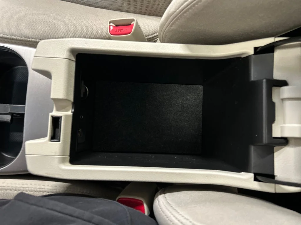 Used 2014 Blue Subaru 2.5i Premium image 25