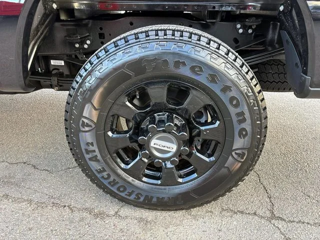2024 Ford F-350 Super Duty XLT - Photo 29