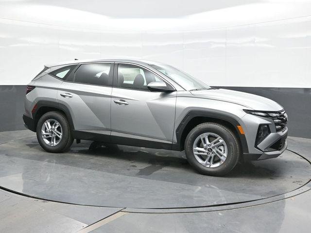 New 2026 Silver Hyundai SE FWD image 7