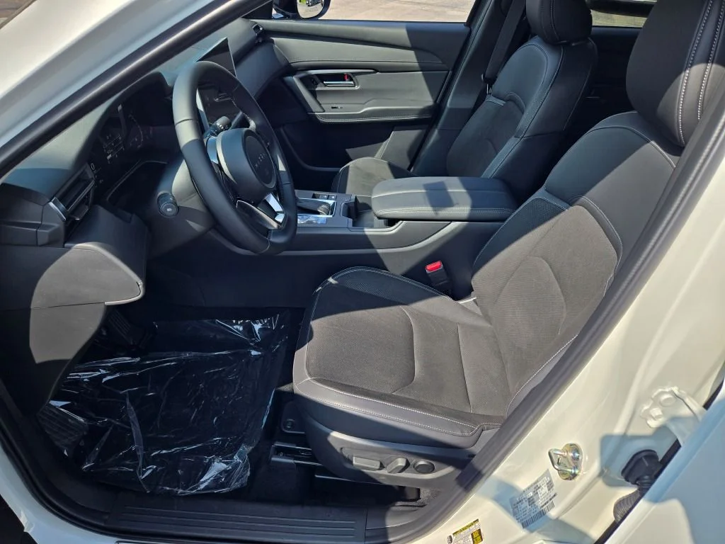 New 2026 White Mazda 2.5 S Preferred image 21