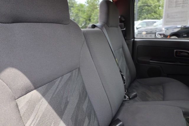 Used 2005 Red Chevrolet LS image 27