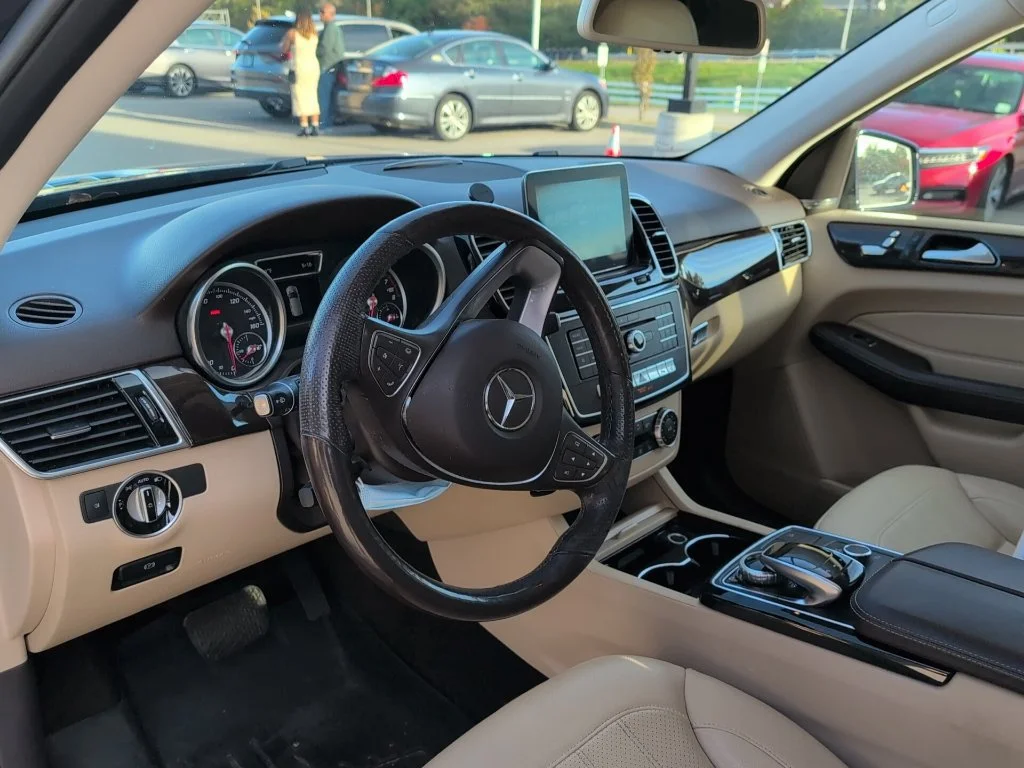 Used 2017 Lunar Blue Metallic Mercedes-Benz GLE 350 image 17