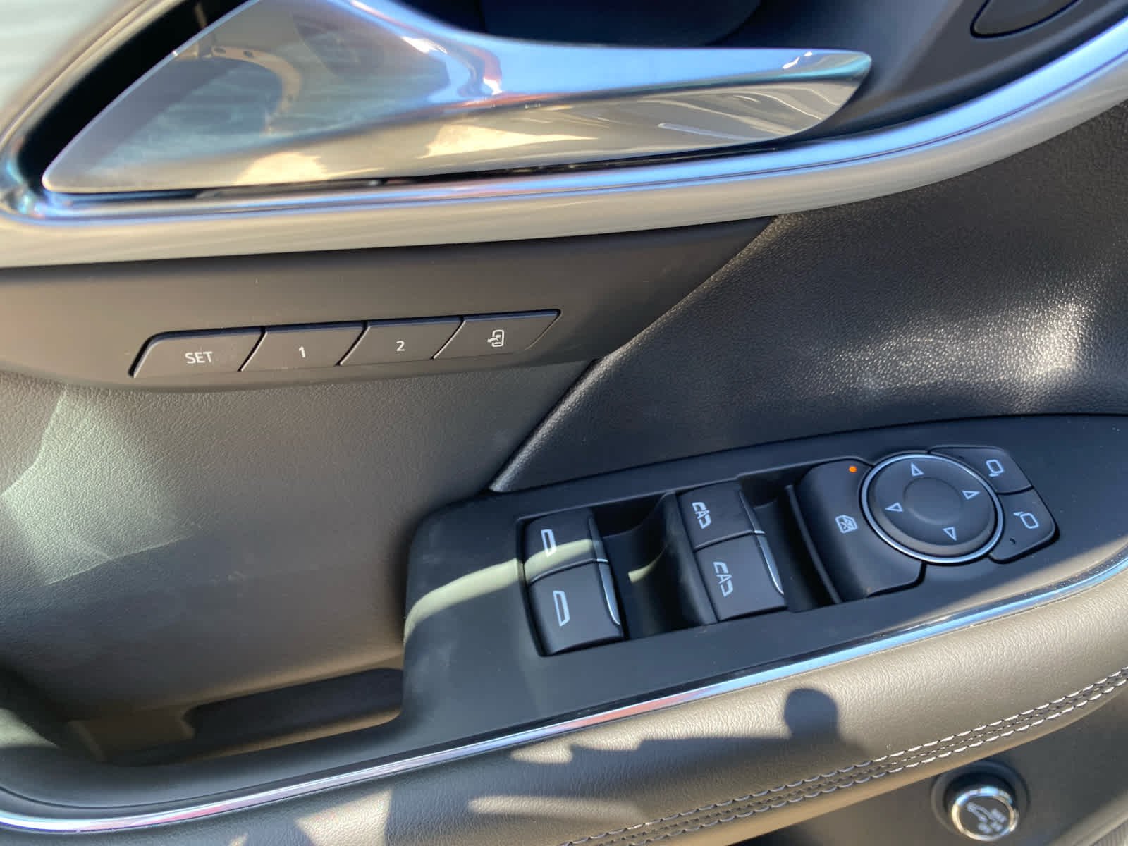 New 2026 Ebony Twilight Metallic Buick Avenir image 8