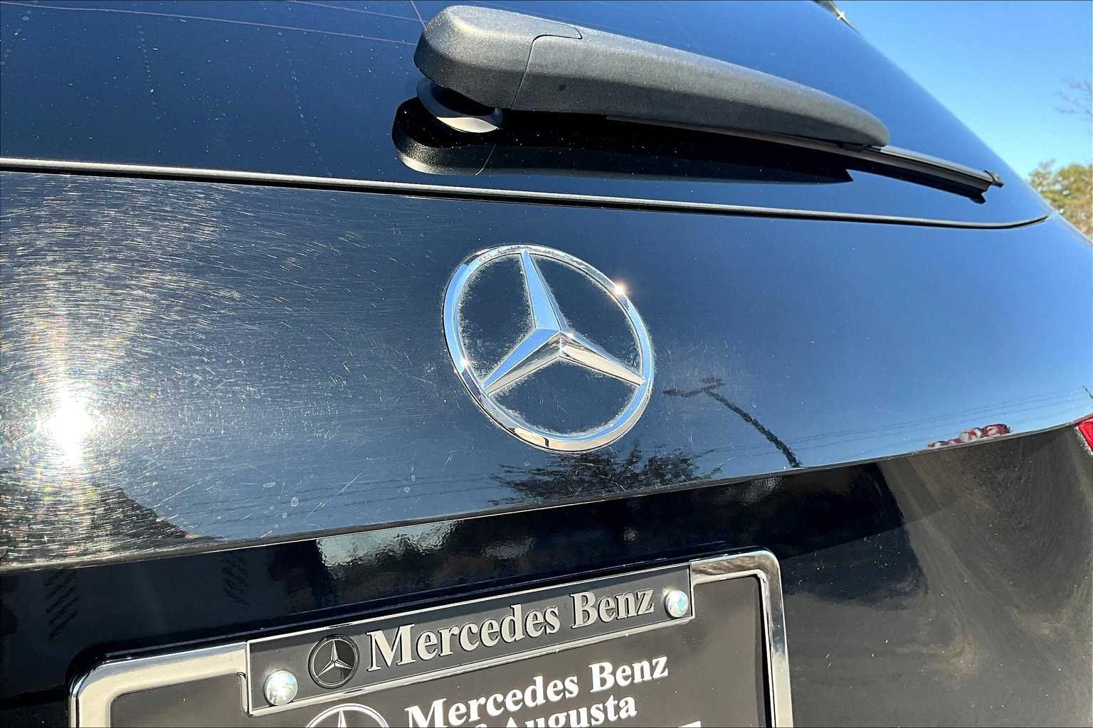 Used 2021 Night Black Mercedes-Benz GLA 250 image 30