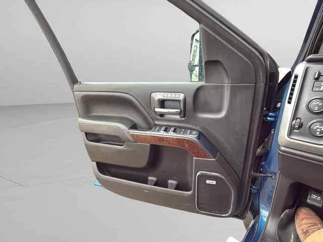Used 2018 STONE BLUE METALLIC GMC SLT image 21