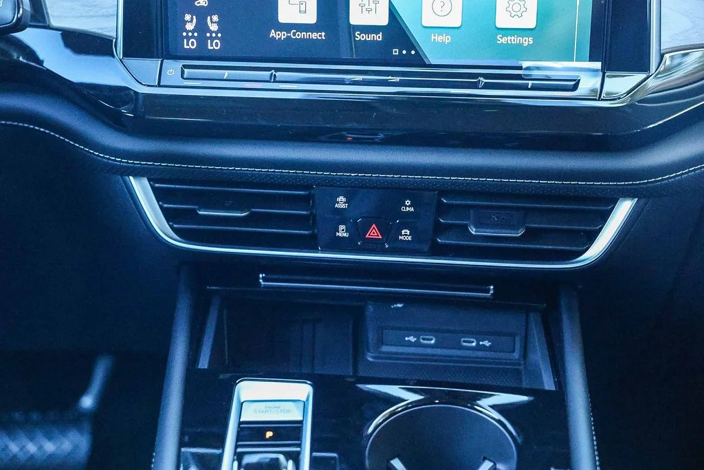 2026 Volkswagen Atlas SE w/Tech - Photo 22