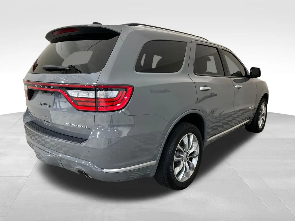 Used 2023 Gray Dodge Citadel image 5