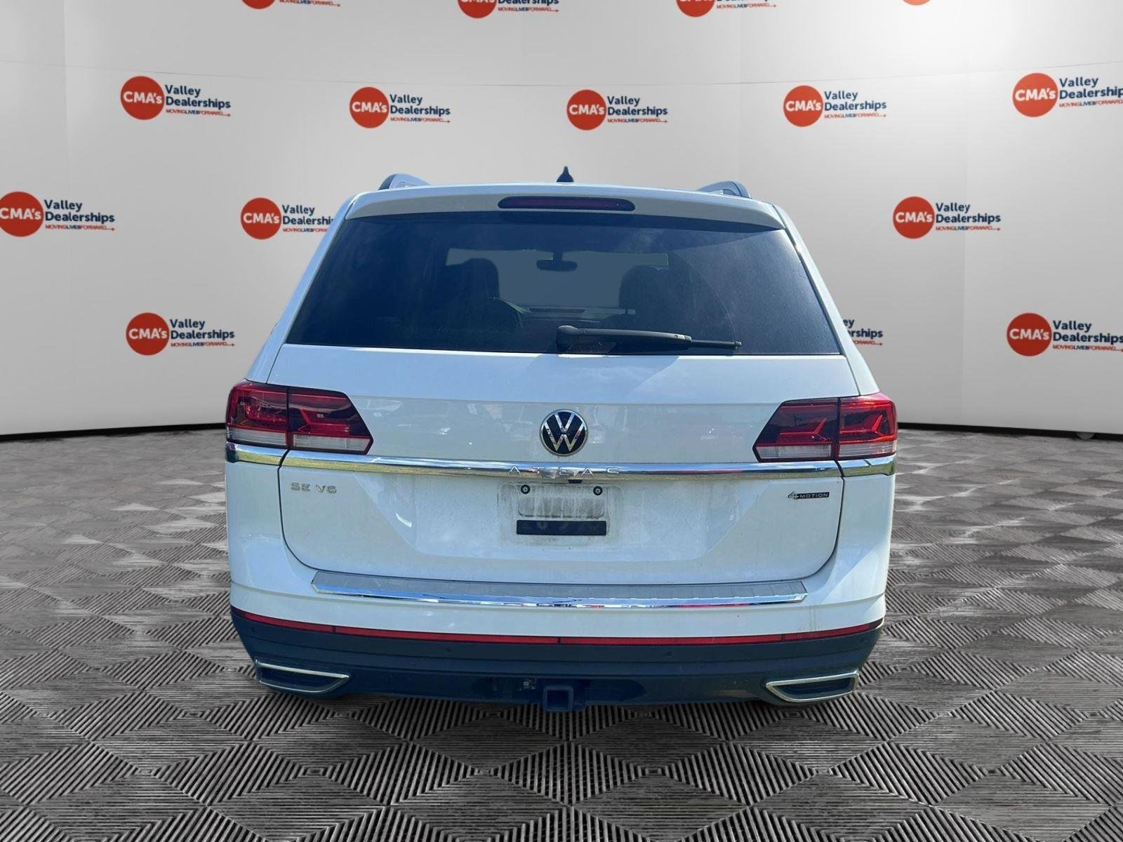 Used 2023 Pure White Volkswagen 3.6L V6 SE w/Technology image 9