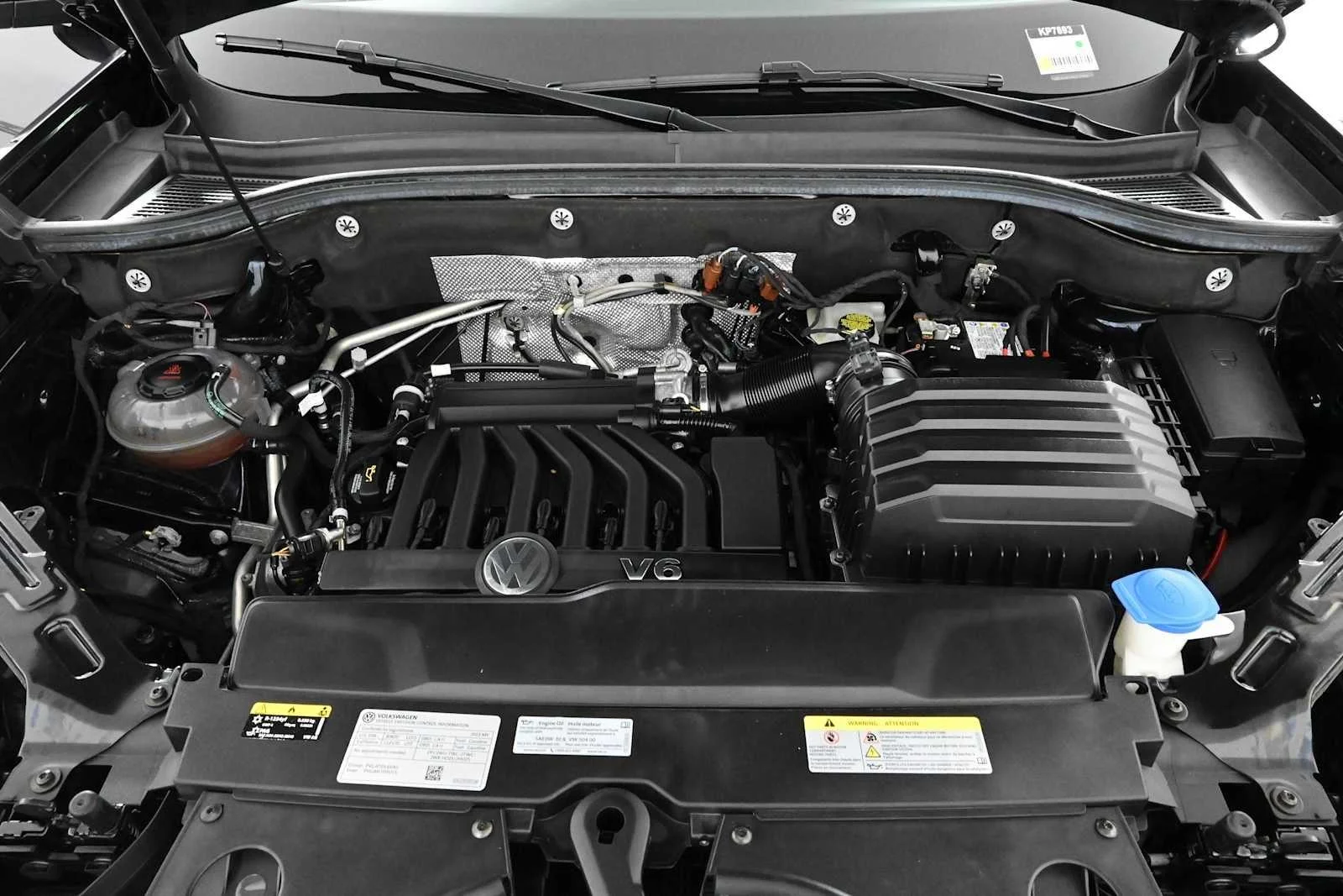 Certified Used 2023 Deep Black Pearl Volkswagen 3.6L V6 SEL image 36