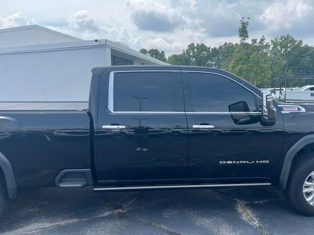 Used 2021 Black GMC Denali image 3