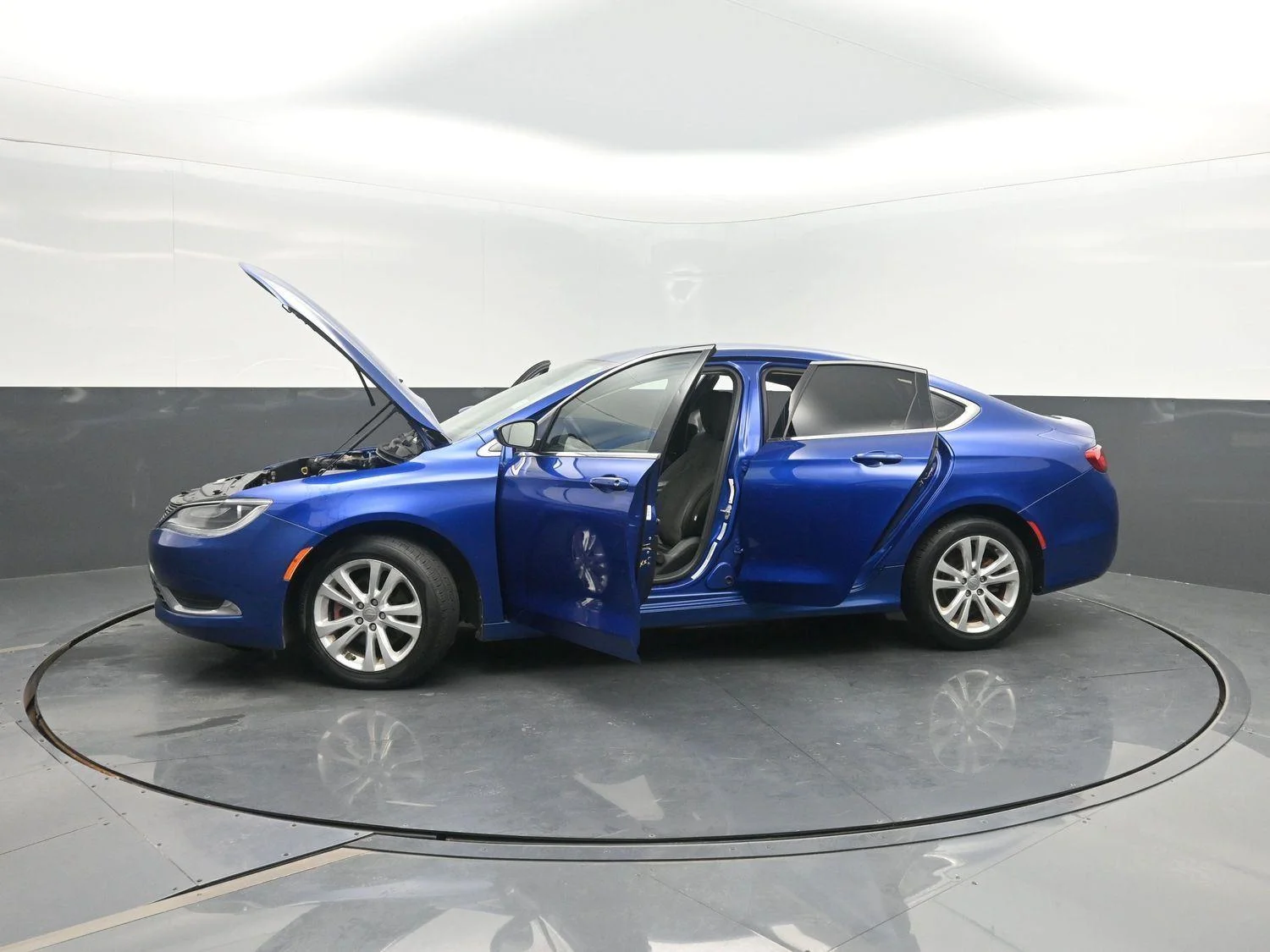 Used 2016 Vivid Blue Pearlcoat Chrysler Limited image 41