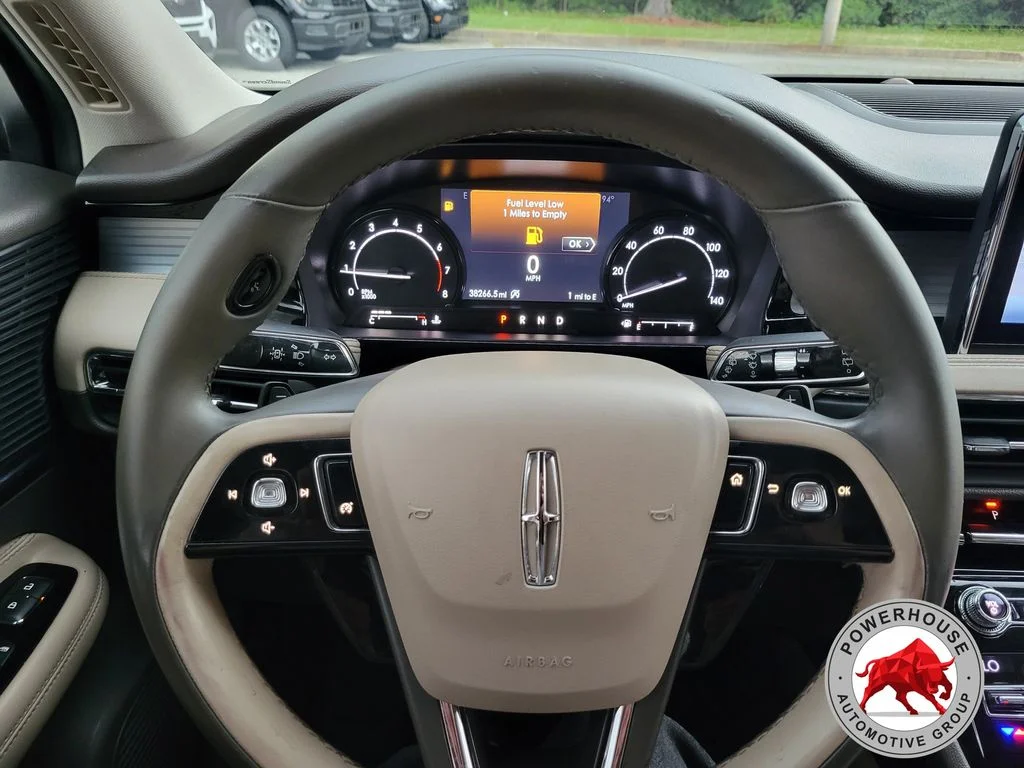 Used 2020 Black Lincoln Standard image 30