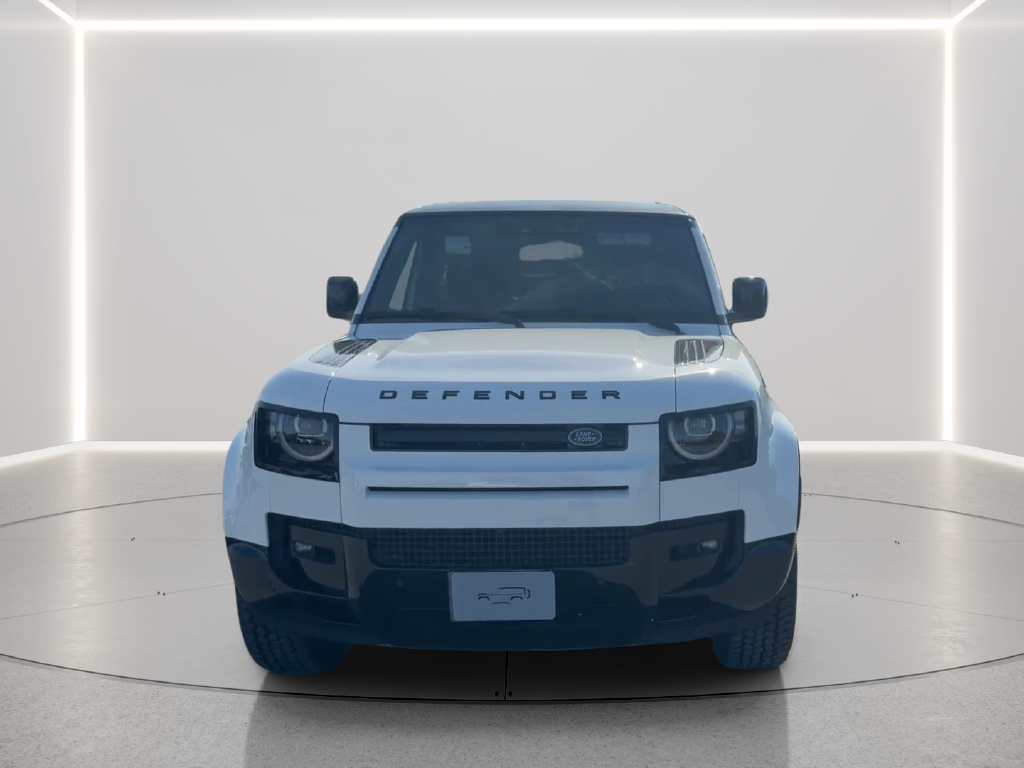 New 2026 Fuji White Land Rover X-Dynamic SE image 2