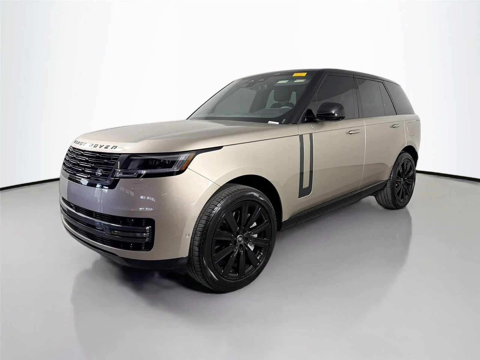 2025 Land Rover Range Rover 3.0 PHEV SE SWB's photo