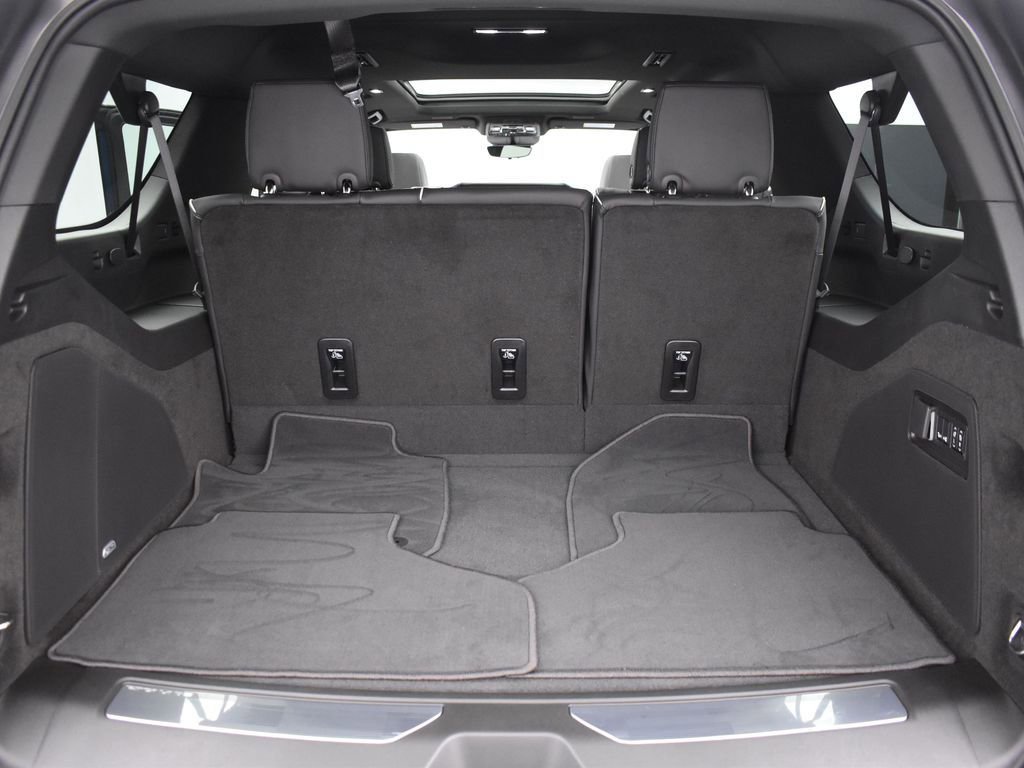 2026 CADILLAC ESCALADE ESV - Image 9