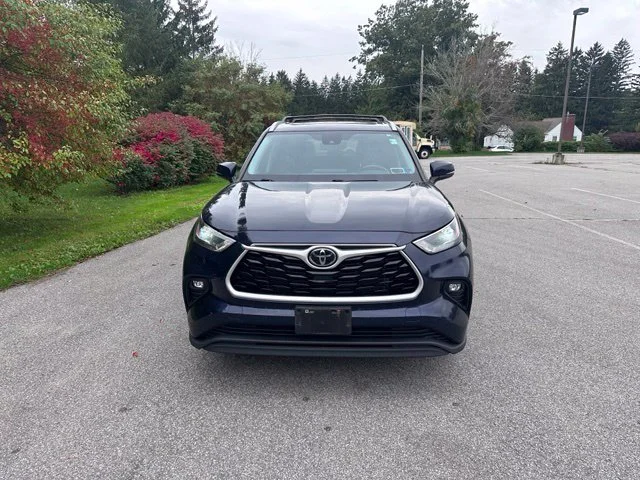 Used 2023 Blue Toyota XLE image 8