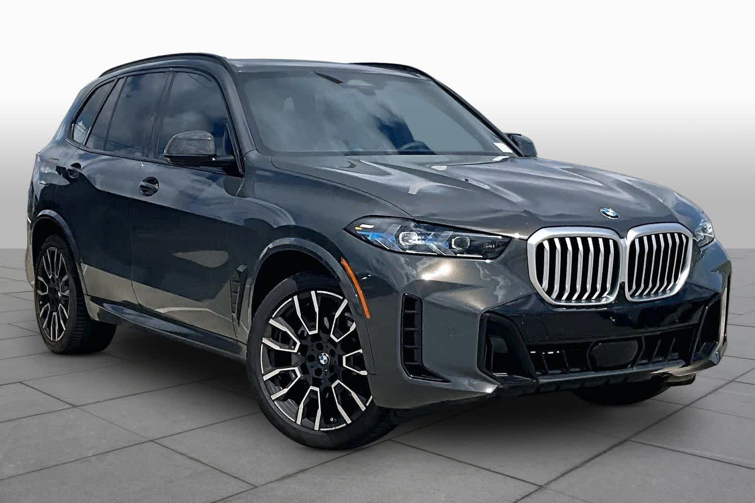 Used 2026 Dravit Grey Metallic BMW sDrive40i image 4