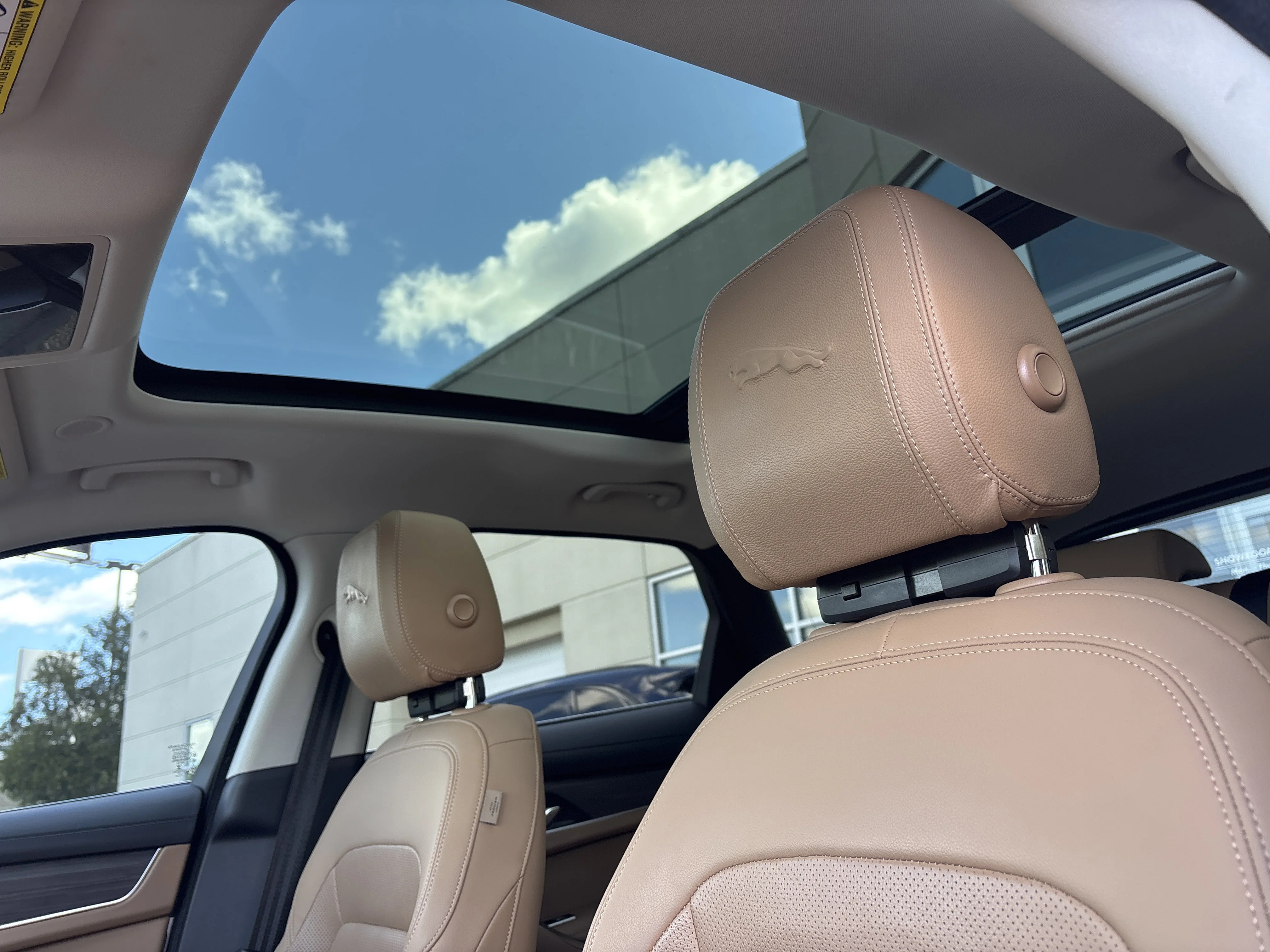 Used 2023 Ostuni Pearl White Jaguar S image 22
