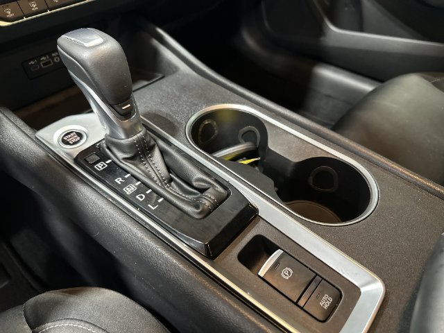 Certified Used 2019 Red Nissan 2.5 SV image 27