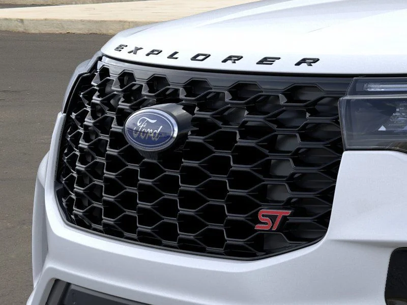 New 2026 Star White Metallic Tri-Coat Ford ST image 17